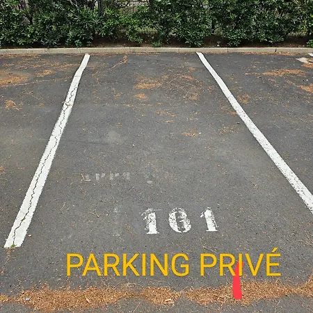 Eureka-clim-parking-wifi-piscine-proche Village Natu Apartament